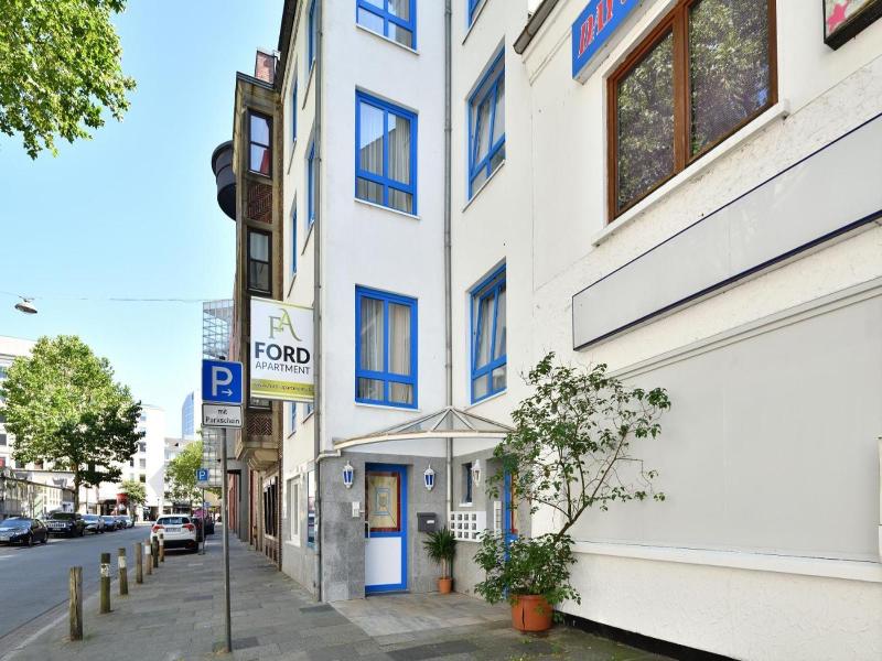 Ford Apartment image