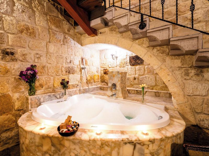 Zeydem Suites