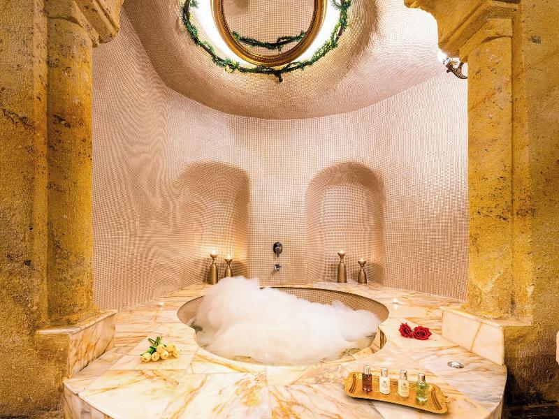 Zeydem Suites
