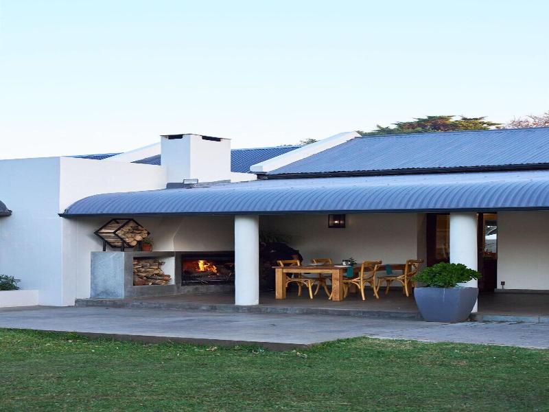 Hotel Olivewood