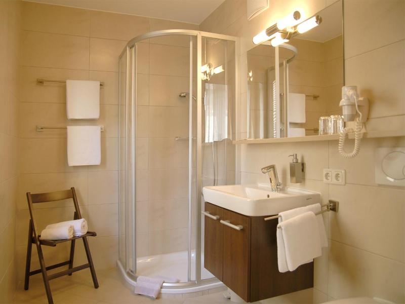Seehotel Im Weyer image