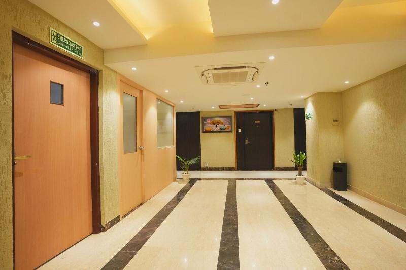 Hotel Cp Palace image
