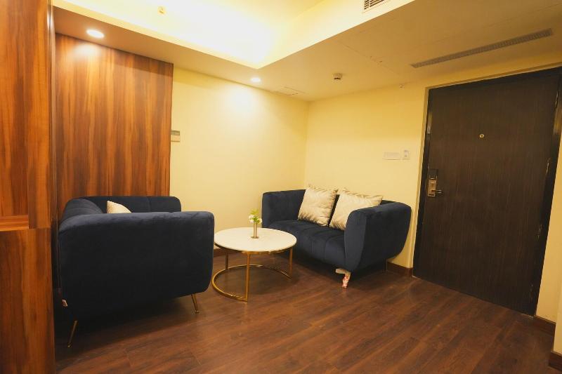 Hotel Cp Palace image