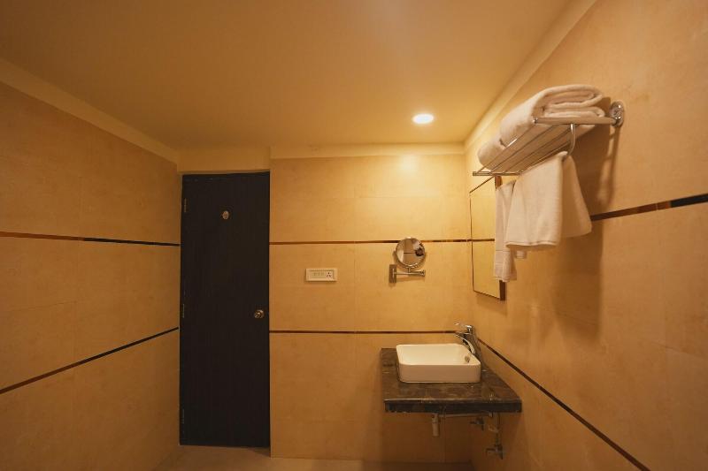 Hotel Cp Palace image