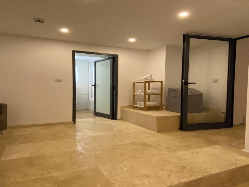 Tritoni Valletta Boutique Hotel image