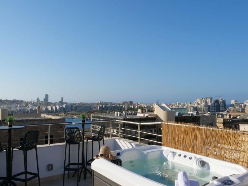 Tritoni Valletta Boutique Hotel image