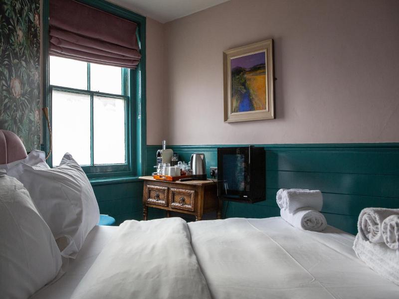 The Ship Rooms image