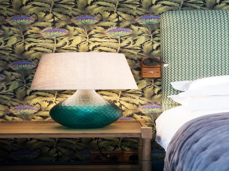 Purchases Restaurant Accommodation image