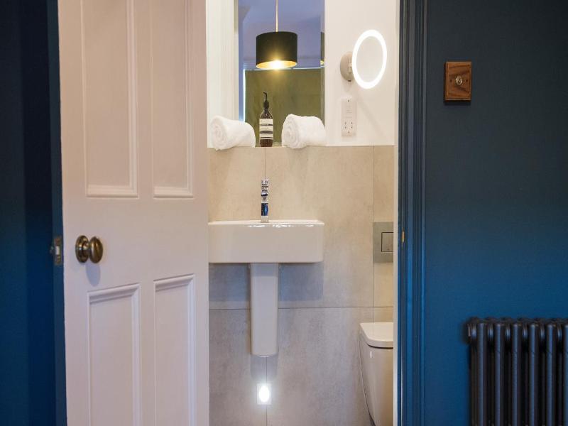 Purchases Restaurant Accommodation image