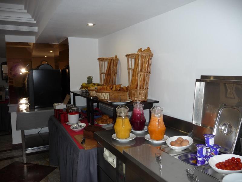 Hotel Kamal City Center image