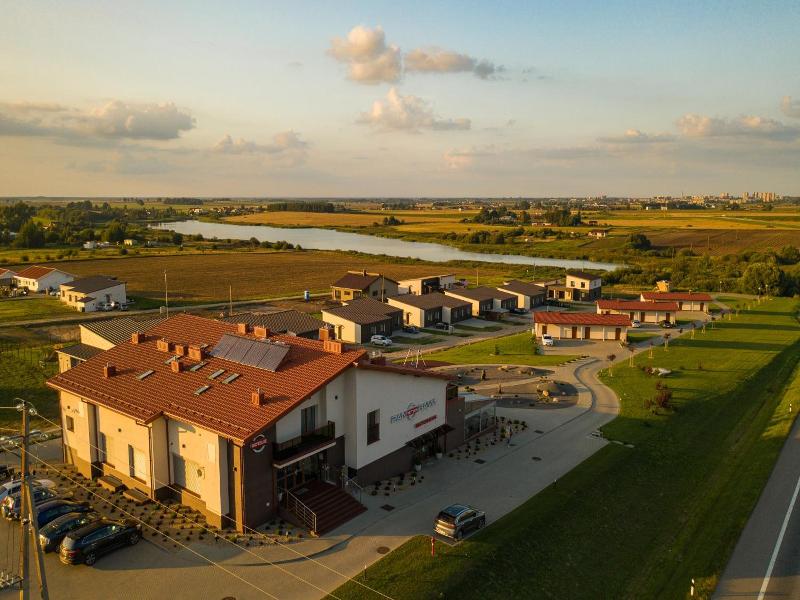 Motel Panorama image