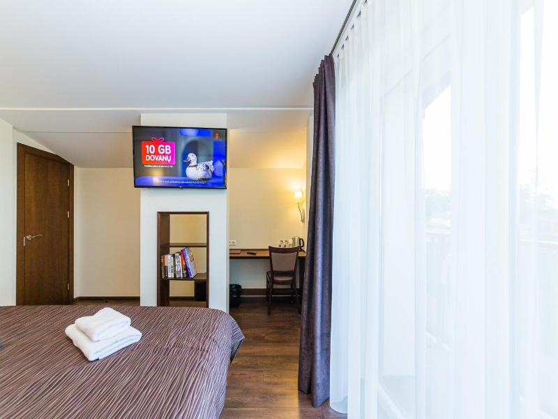 Motel Panorama image