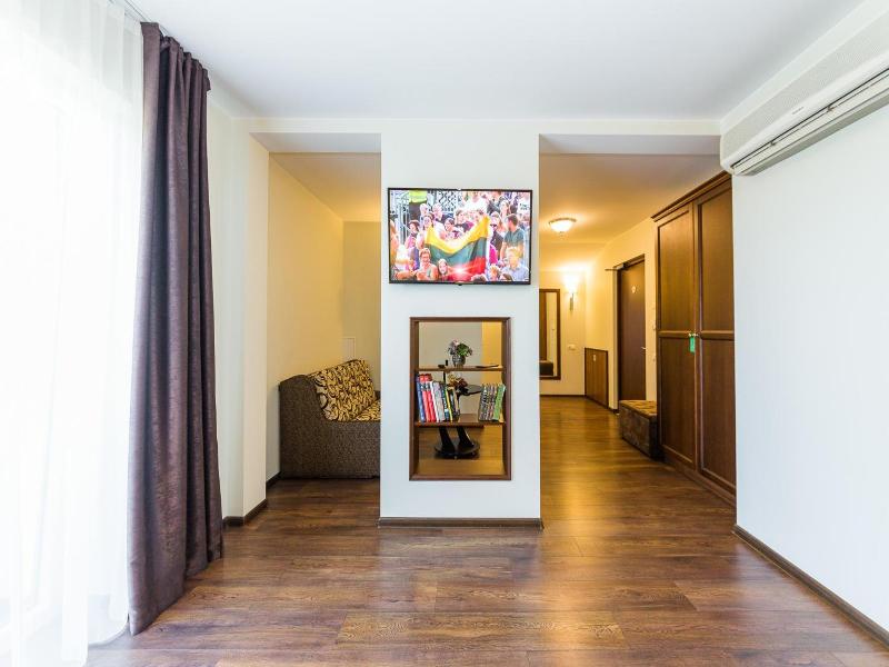 Motel Panorama image