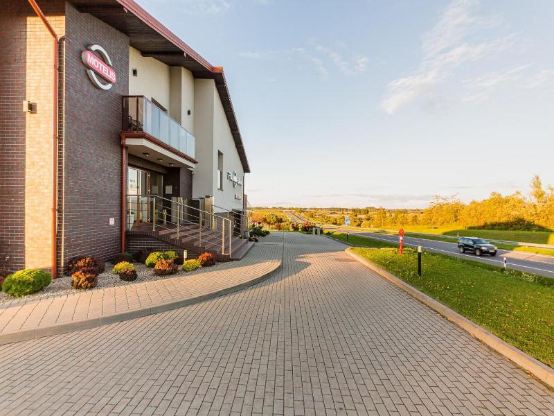 Motel Panorama image
