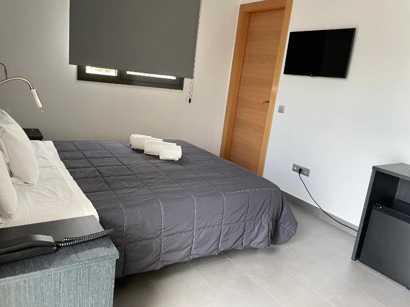 6 Bis Hotel image