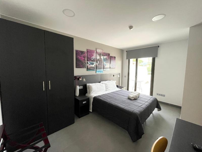 6 Bis Hotel image
