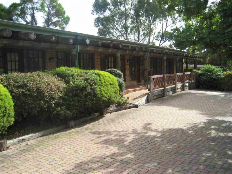Mahogany Park image