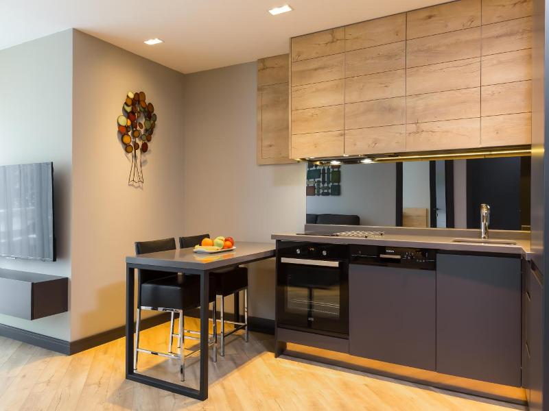 Z Suites image