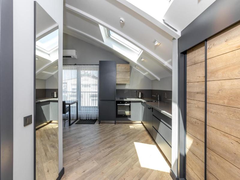 Z Suites image