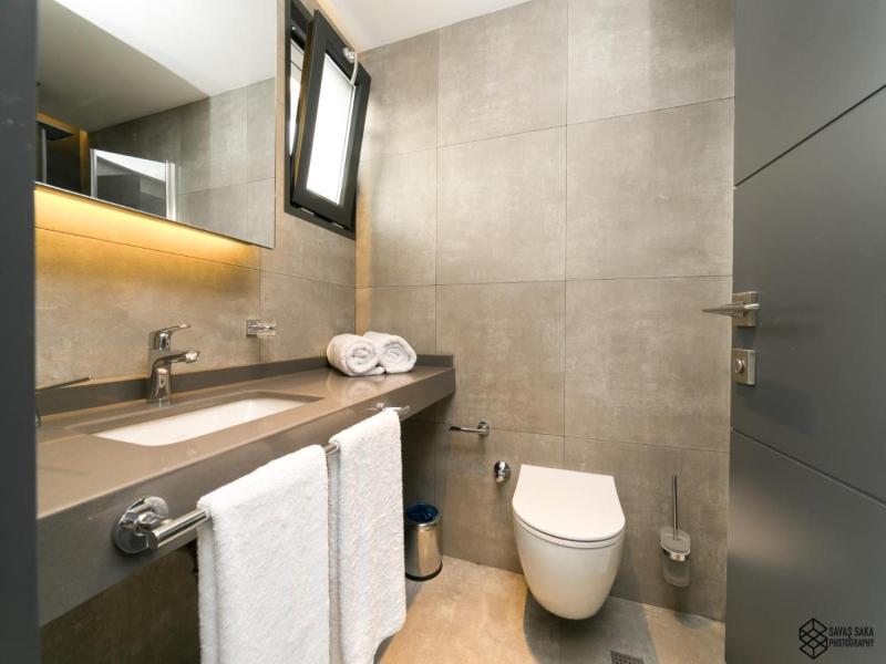 Z Suites image