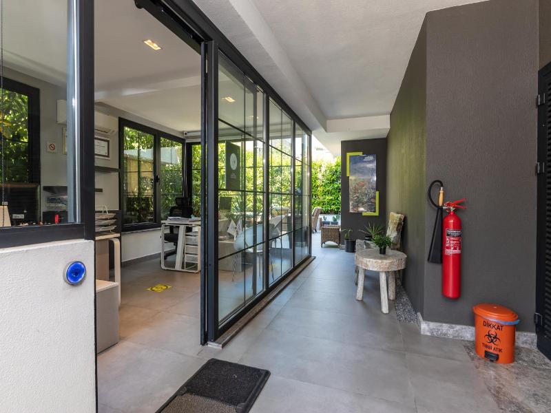 Z Suites image
