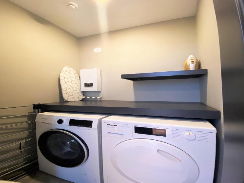 Z Suites image