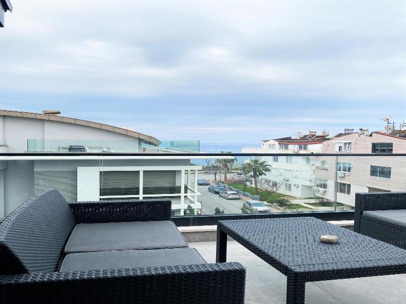 Z Suites image