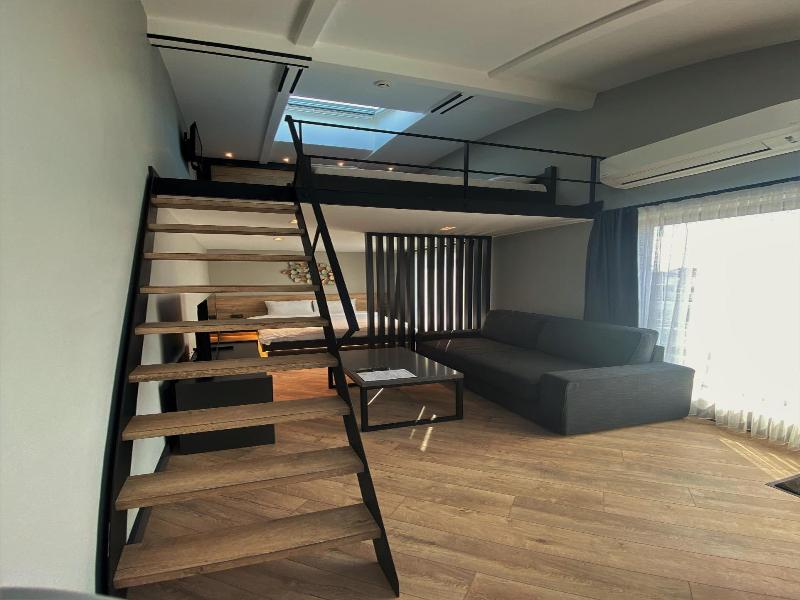 Z Suites image