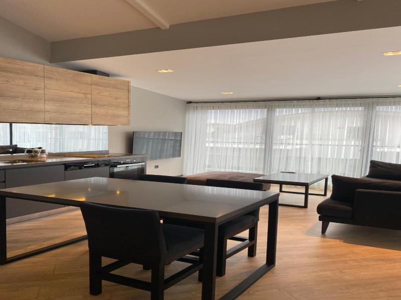 Z Suites image