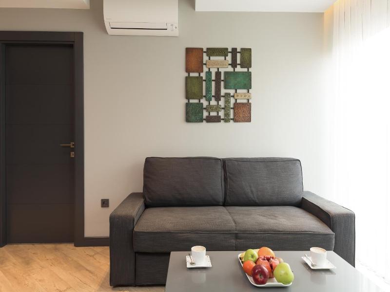 Z Suites image