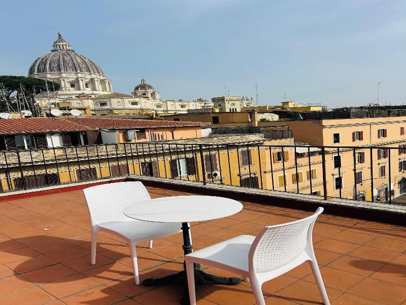 Hotel Vm image