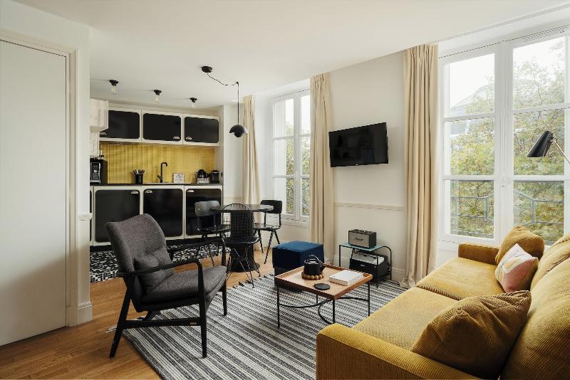 My Maison In Paris Louvre image