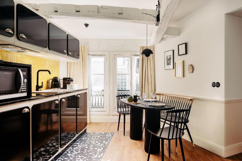 My Maison In Paris Louvre image