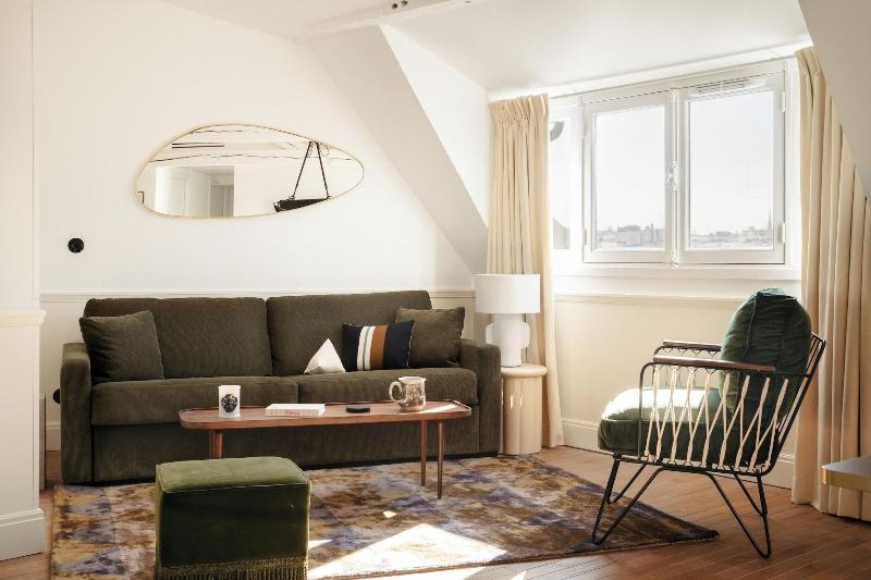 My Maison In Paris Louvre image
