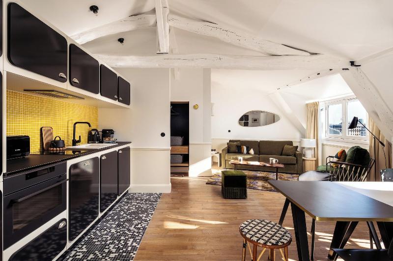 My Maison In Paris Louvre image