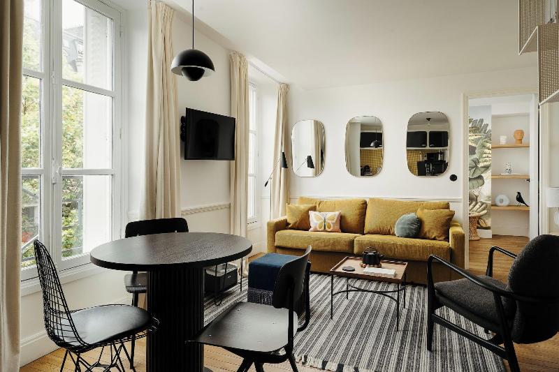 My Maison In Paris Louvre image