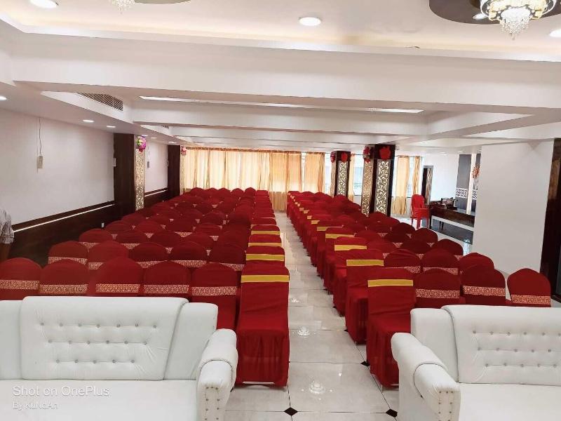 Hotel Harmony Rooms & Banquet image
