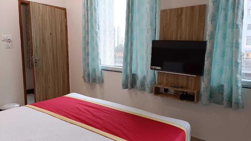 Hotel Harmony Rooms & Banquet image