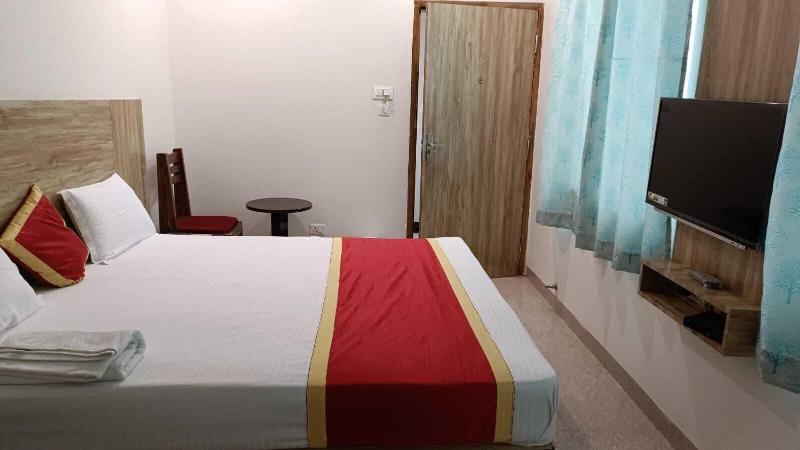 Hotel Harmony Rooms & Banquet image