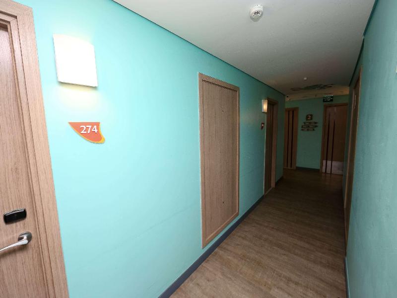 Delphin Surf Hotel image