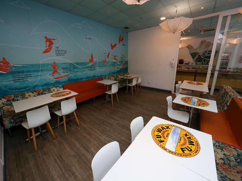 Delphin Surf Hotel image