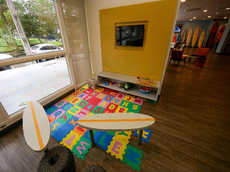 Delphin Surf Hotel image