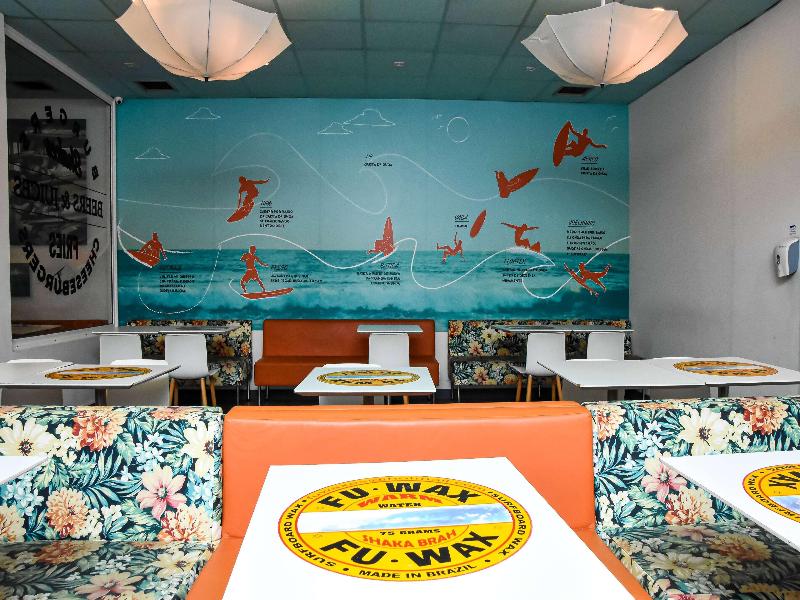 Delphin Surf Hotel image