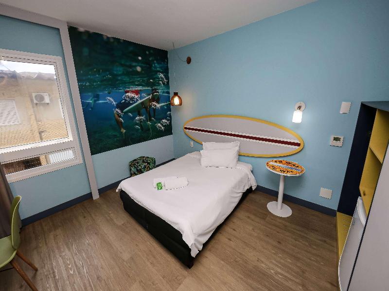 Delphin Surf Hotel image