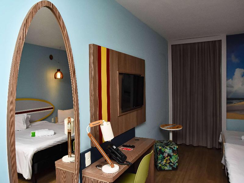 Delphin Surf Hotel image