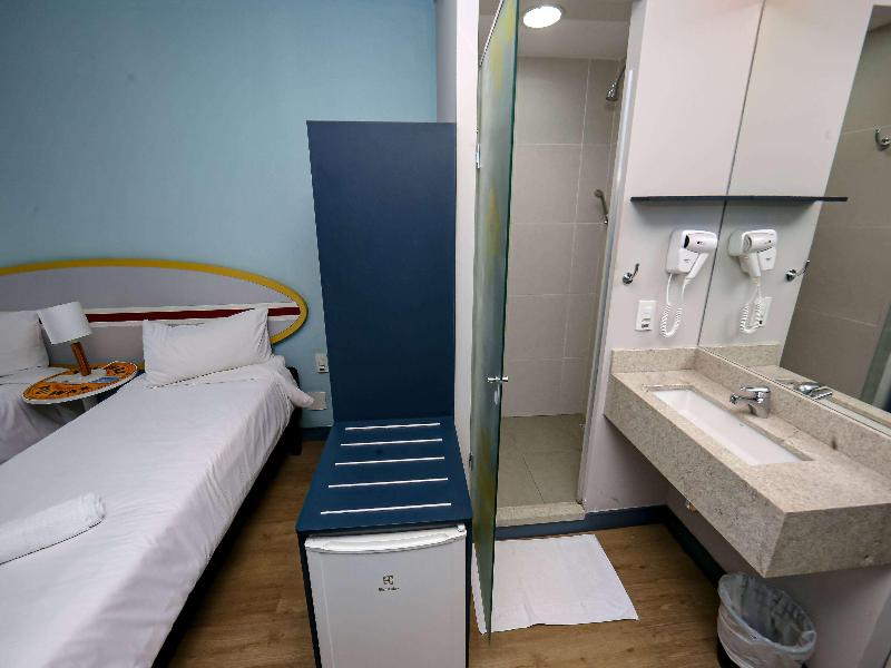 Delphin Surf Hotel image