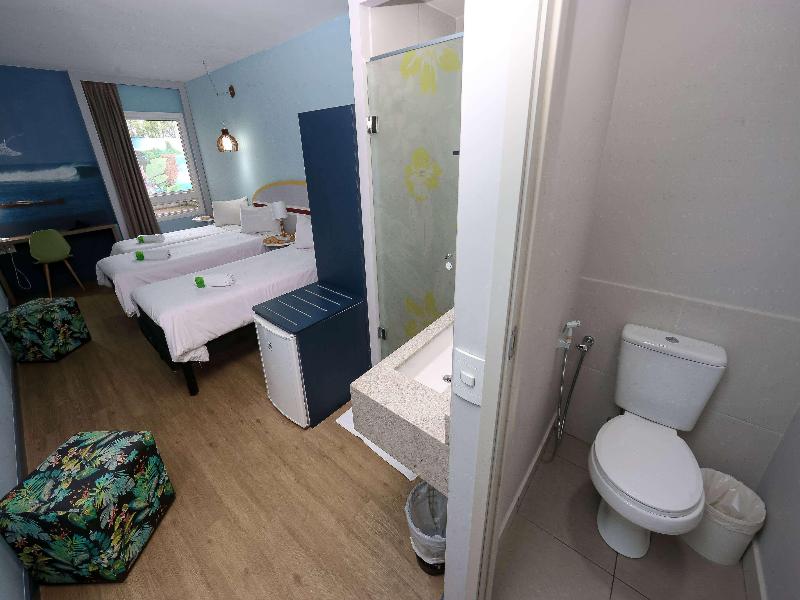 Delphin Surf Hotel image