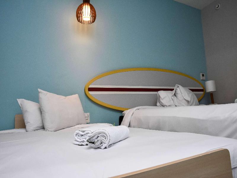 Delphin Surf Hotel image