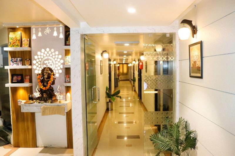 Hotel Vrundavan image