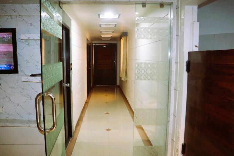 Hotel Vrundavan image
